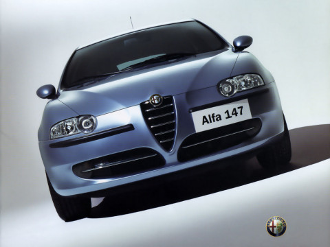 Alfa Romeo 147 фото