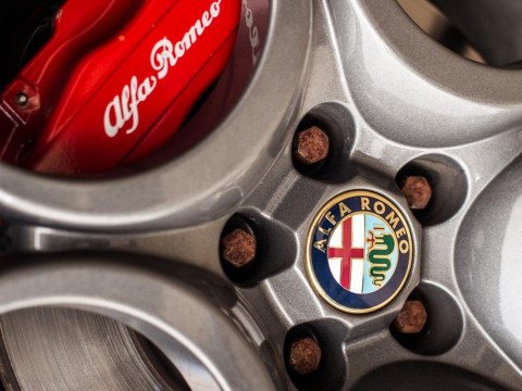 Alfa Romeo Brera фото