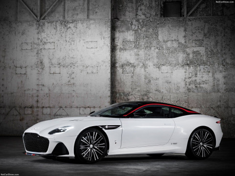 Aston Martin DBS фото
