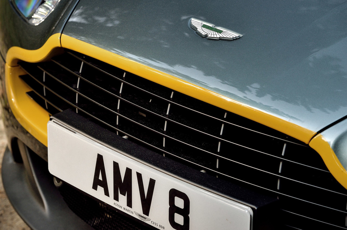 Aston Martin V8 Vantage GT фото 128767
