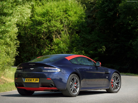 Aston Martin V8 Vantage N430 фото