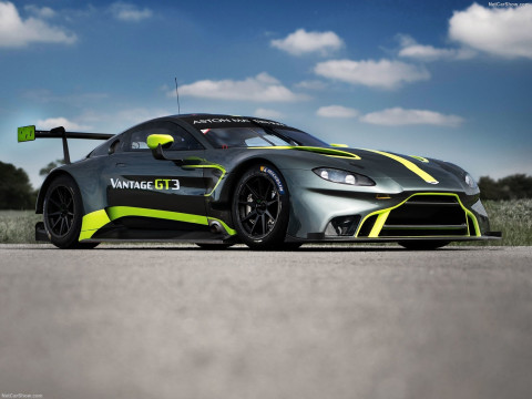 Aston Martin Vantage GT3 фото