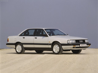 Audi 200 фото