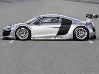 Audi R8 GT3 фото