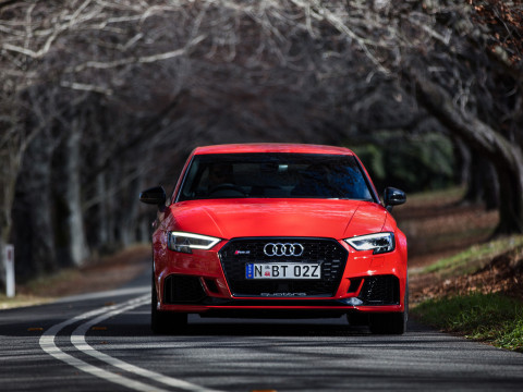 Audi RS3 фото