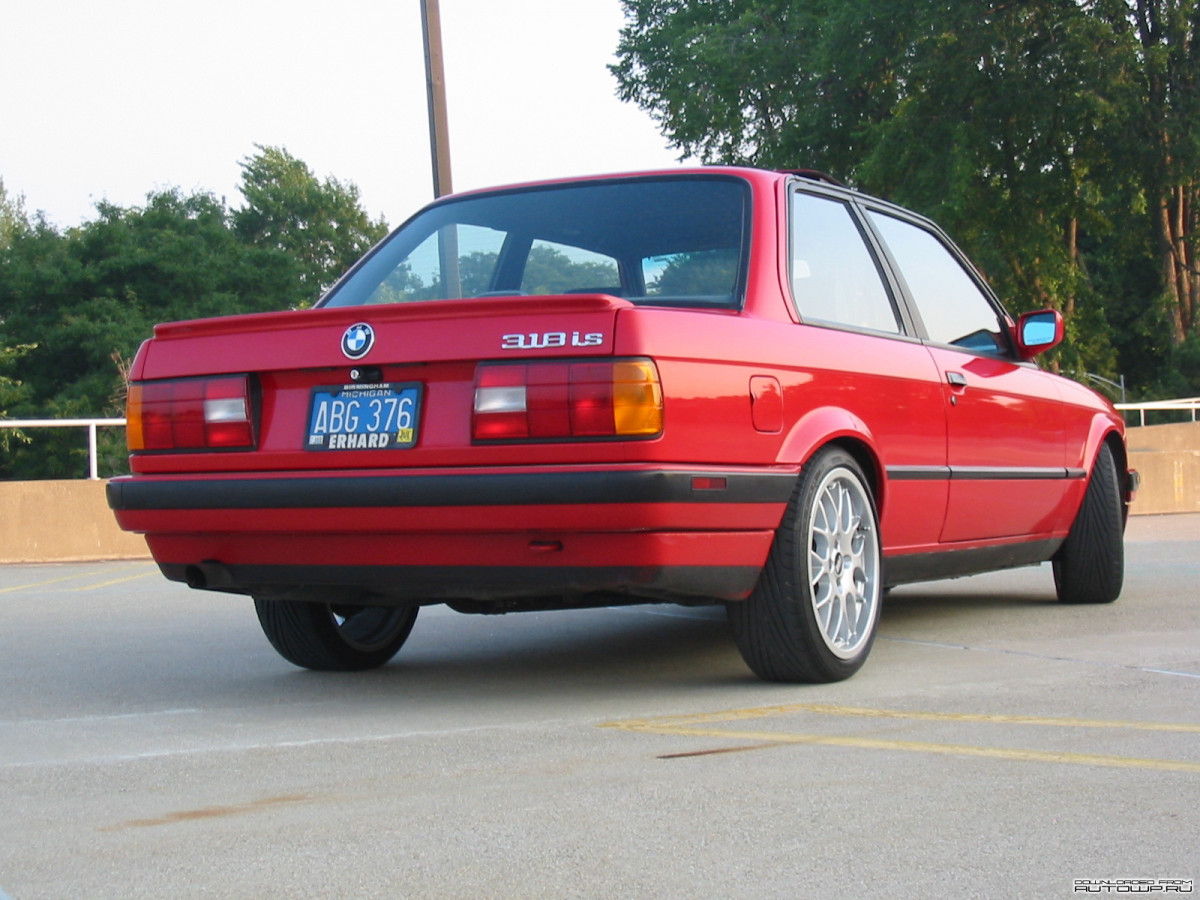BMW 3-series E30 фото 59588