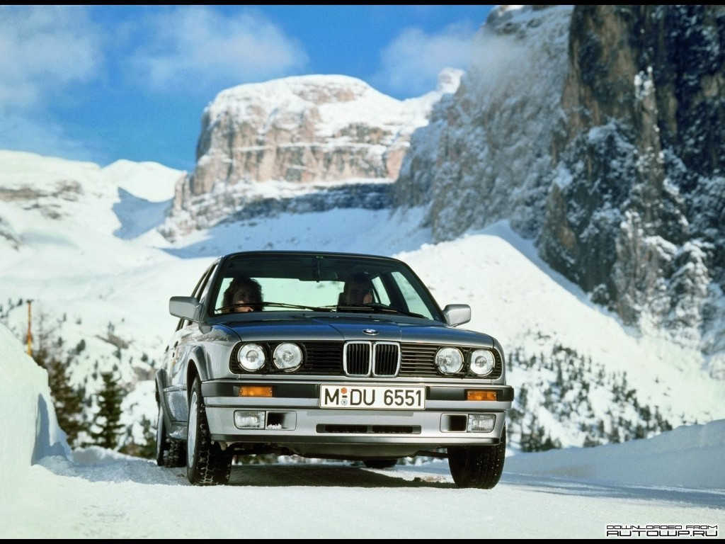 BMW 3-series E30 фото 59610