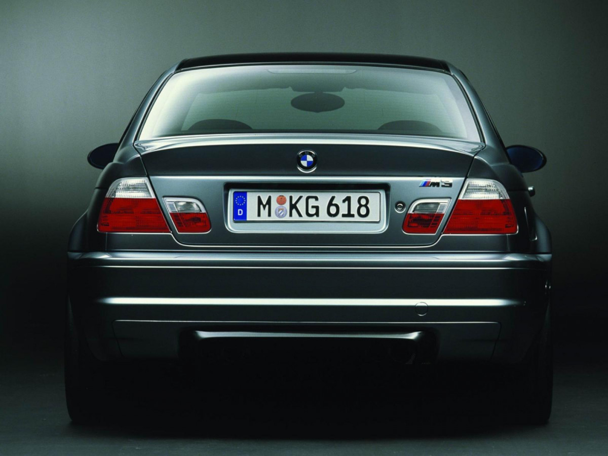 BMW M3 CSL фото 15154