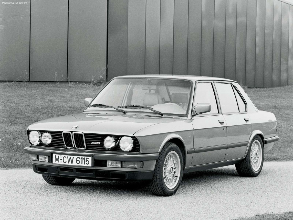 BMW M5 E28 фото 54361