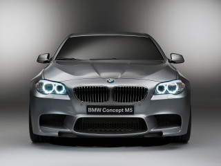 BMW M5 F10 фото