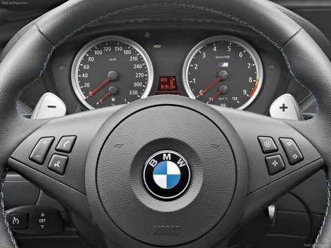 BMW M6 E63 фото
