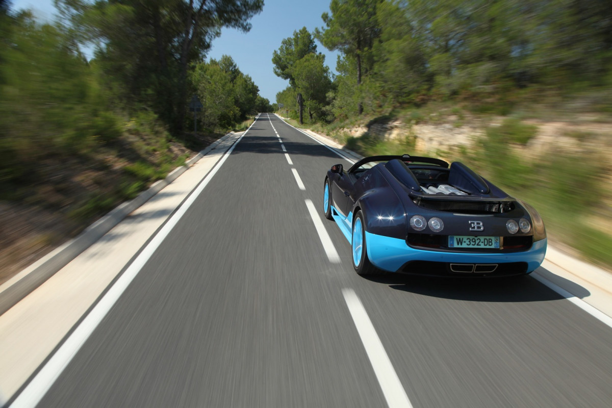 Bugatti Veyron фото 167539