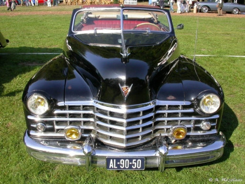 Cadillac Series 62 фото
