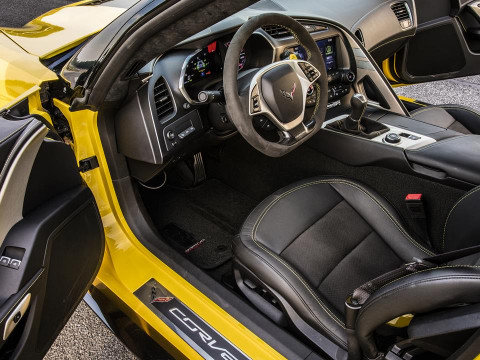 Chevrolet Corvette Grand Sport фото