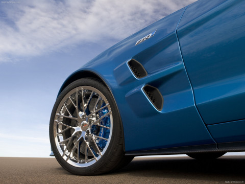 Chevrolet Corvette ZR-1 фото