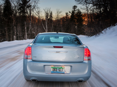 Chrysler 300 Glacier фото