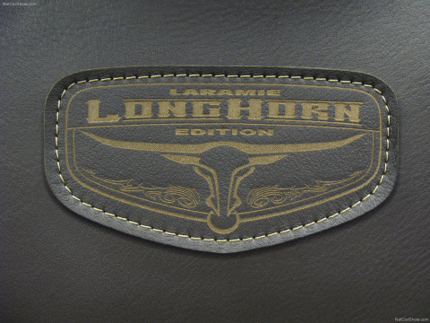 Dodge Ram Laramie Longhorn фото