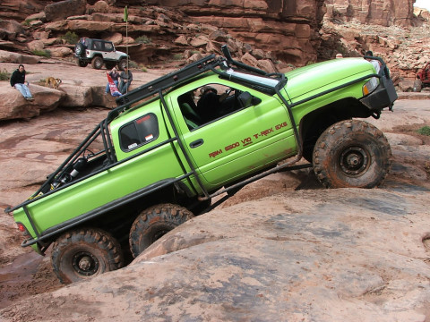 Dodge T-Rex фото