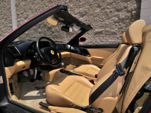 Ferrari F355 Spyder фото