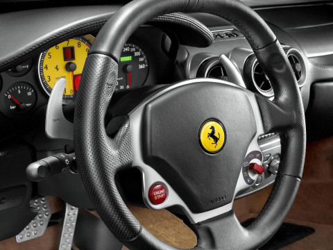Ferrari F430 фото