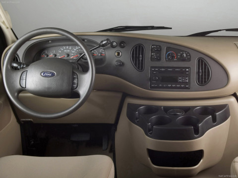 Ford E-Series фото