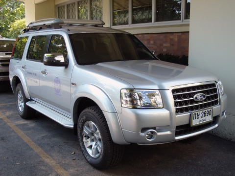 Ford Everest фото