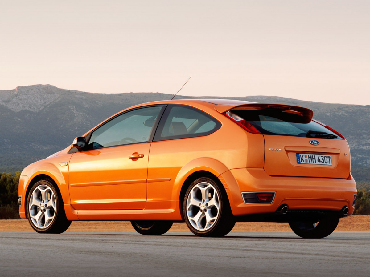 Ford Focus ST фото 28045
