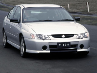 Holden Commodore Executive фото