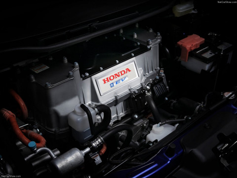 Honda Fit EV фото