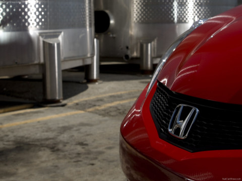 Honda Fit Sport фото