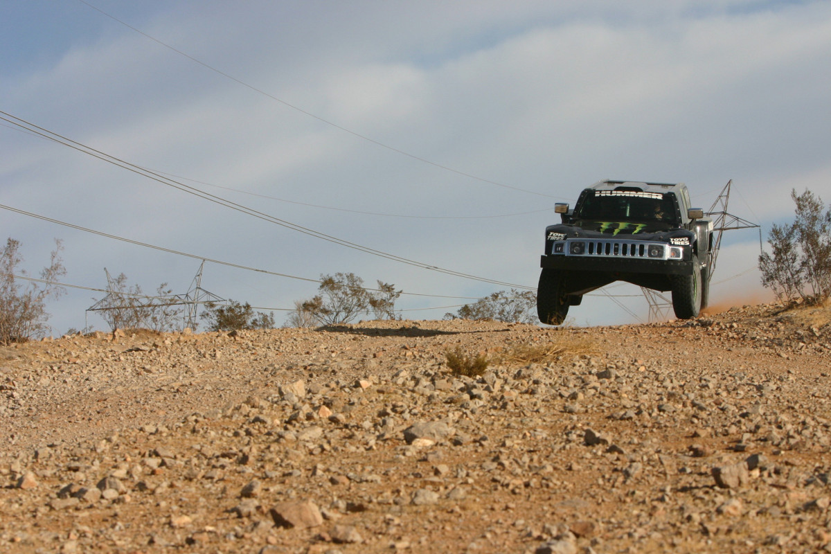 Hummer H3 Dakar фото 61985