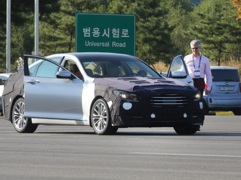 Hyundai Genesis фото