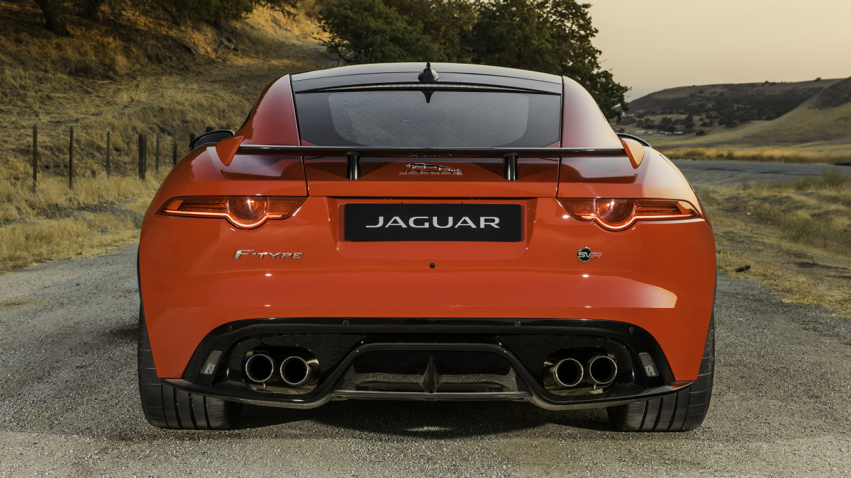 Jaguar F-Type SVR фото 174747