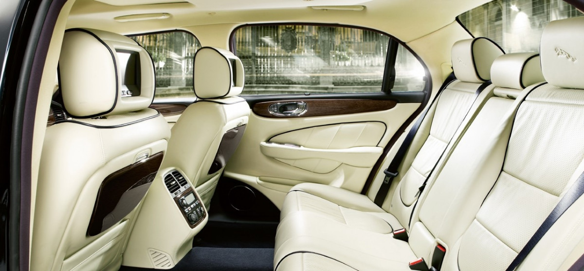 Jaguar XJ Portfolio Edition фото 52816