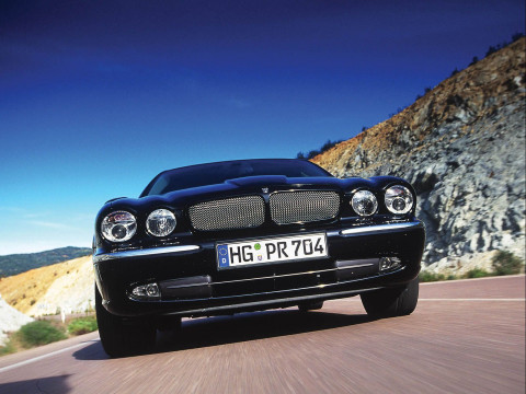 Jaguar XJ фото
