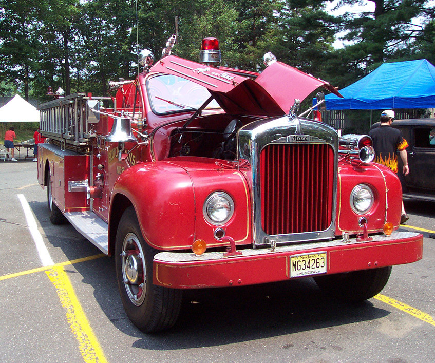 Mack Fire Truck фото 5867