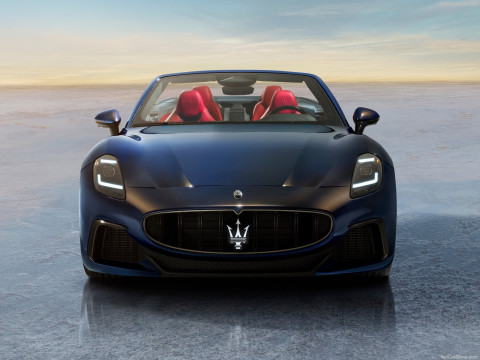 Maserati GranCabrio фото
