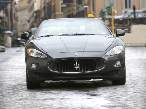 Maserati GranCabrio фото