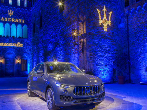 Maserati Levante фото
