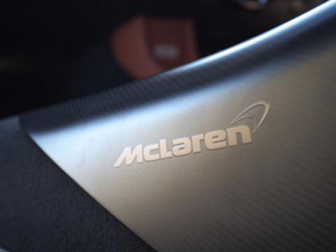 McLaren 570GT фото