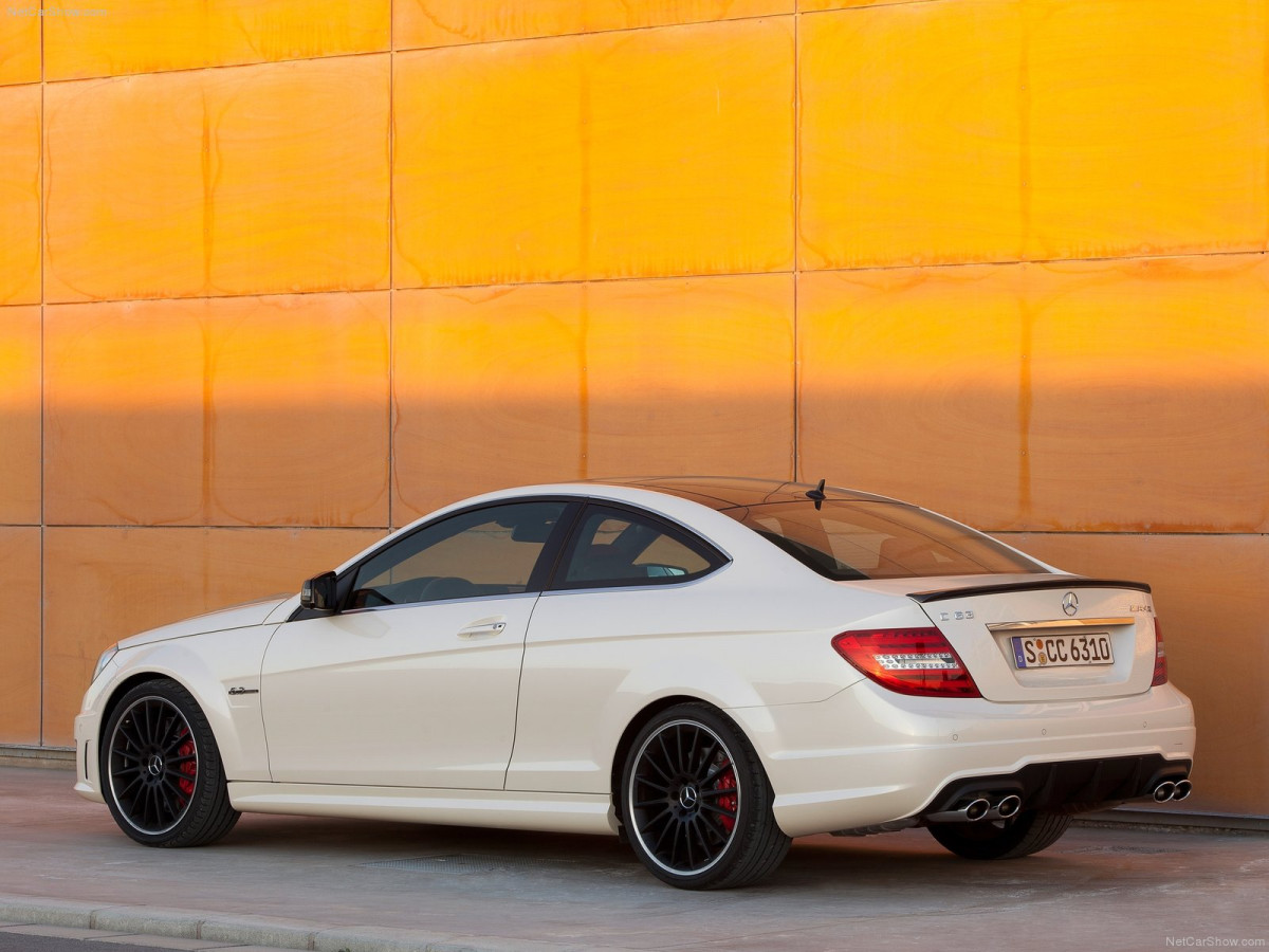 Mercedes-Benz C63 AMG Coupe фото 81695