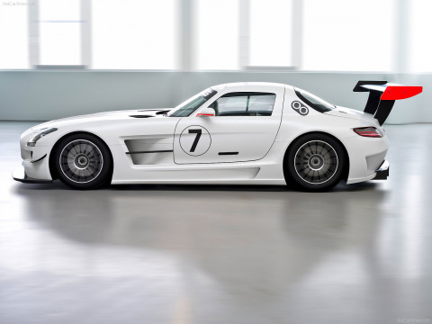 Mercedes-Benz SLS AMG GT3 фото