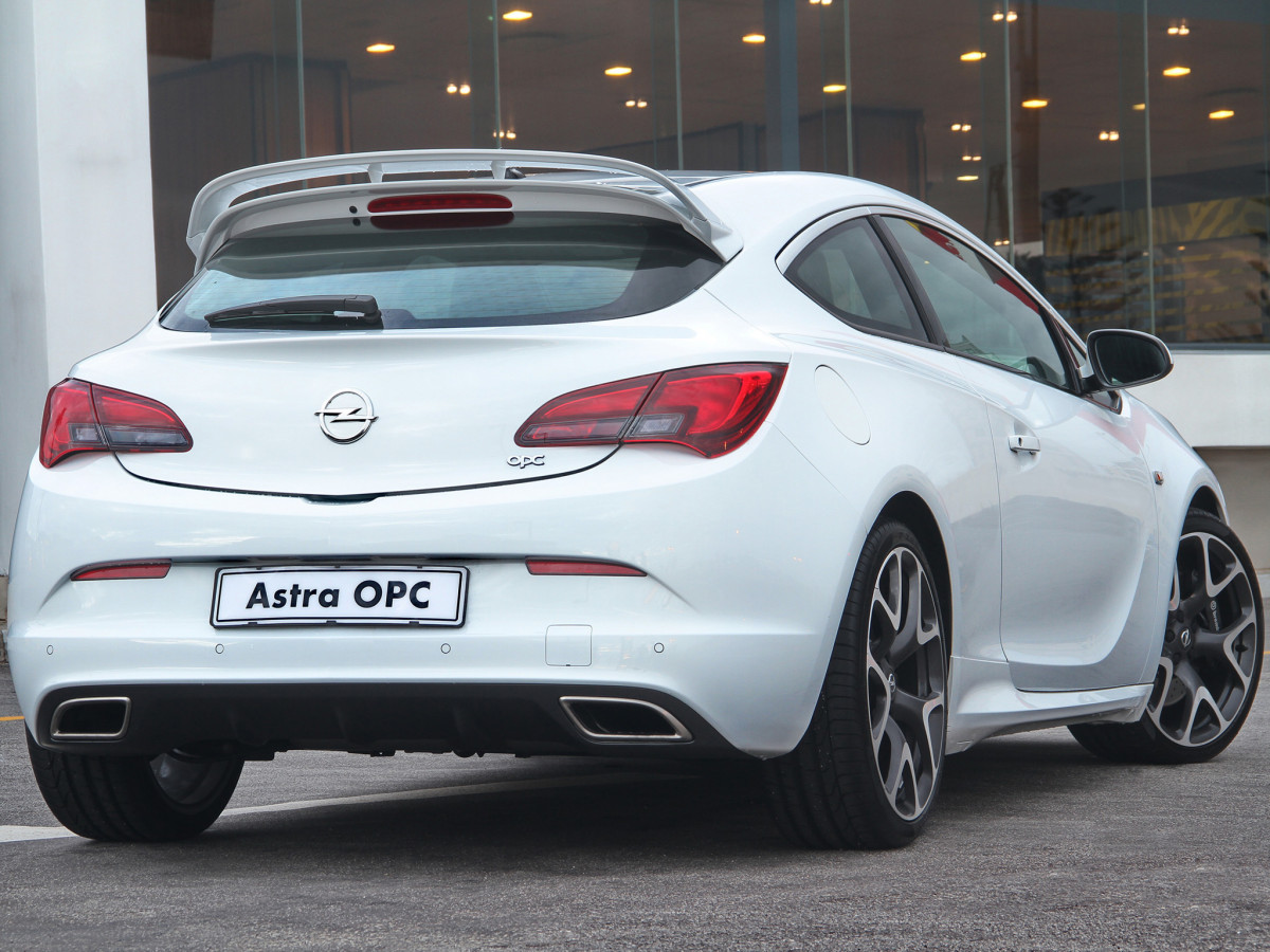 Opel Astra OPC фото 102763