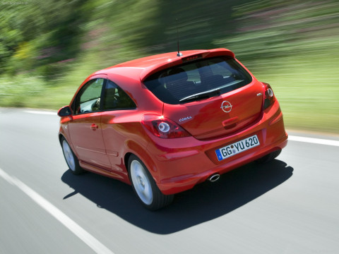 Opel Corsa GSi фото