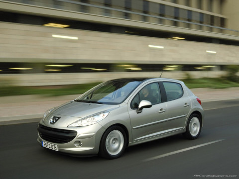 Peugeot 207 фото