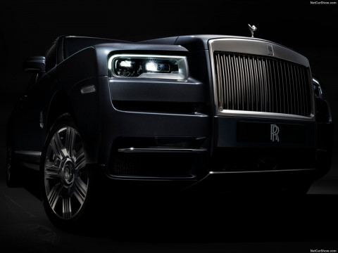 Rolls-Royce Cullinan фото