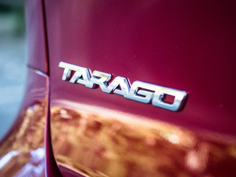Toyota Tarago фото