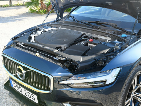 Volvo V60 фото