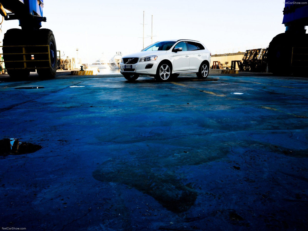Volvo XC60 R-Design фото 94318