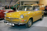 В 1966-1969 гг. построили 1403 "Шкоды-1000 MBX". Мотор мощностью 48 л.с., расположенный сзади, разгонял автомобиль до 125 км/ч